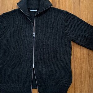 Zara’s Dark Gray Ribbed Sweater, Men’s XL